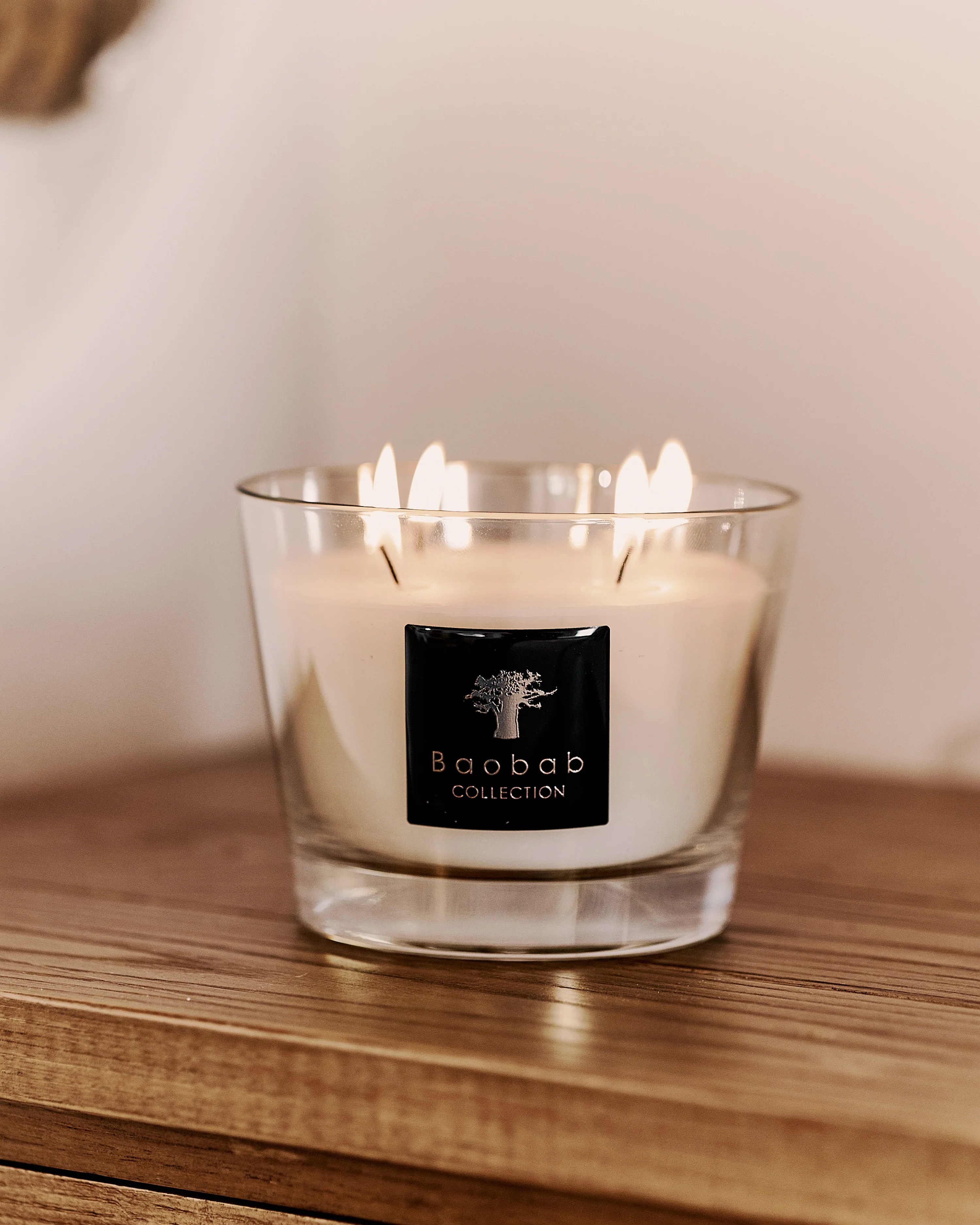 SCENTED CANDLE ALL SEASONS MADAGASCAR VANILLA - Image 3